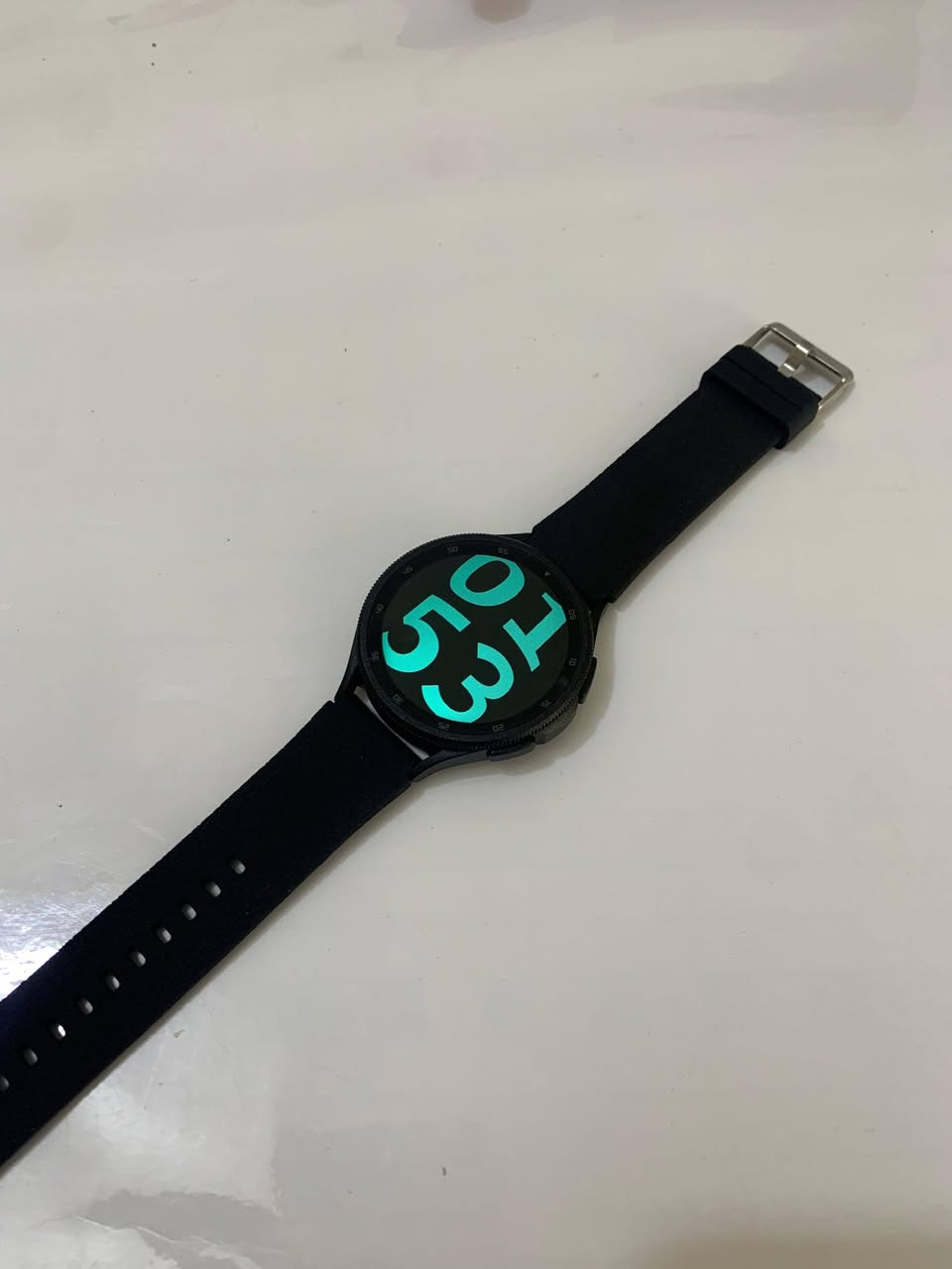 ⌚ ساعة ذكية للبيع
🔹️الشاشة لمس كاملة
🔹️تستقبل إشعارات ومكالمات
🔹️بطارية تدوم يوم كامل تقريباً
🔹️يجي وياها حزامين واحد اسود والثاني جلد
🔹️وياها شاحن لاسلكي

السعر : 20 الف شامل التوصيل
واتساب : ***********
