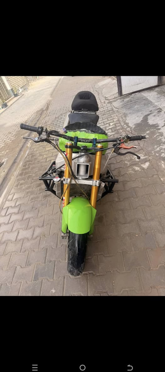 كاوسكي 636 2004 
دراجة مزودة فجوج عنابير برمبو يدة كلج كصيرة بريك بل يدة دروعة صالنصة اكروبفج اصلية بكرة 65 كشن خلفي. 
مكينة كصة اولى شرط كفالة جمرهة وطفي وشغل وخرسة 
دبل مروحة تانكيهة نضيف كلش بدون قطرة زنجار
مكاني بغداد الكاضمية 
شراي يتصل ***********
