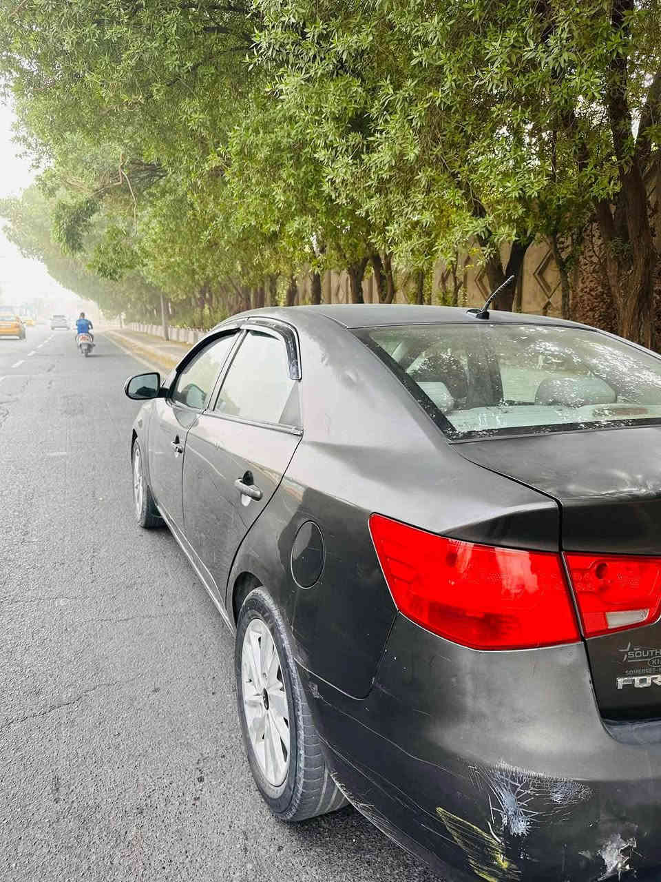 السلام وعليكم
كيا فورتي مديل 2011 رقم سليمانية تحويل ثانيوم 
محرك  2000دوش وكير جدد مال حاوية شرط بل باكيت حادثها جاملغ اليمن الخلفي وباب فقط وباقي السيارة جاردة تحتاج صبغ فقط وصور كدامك موضح كلشي
تبريد ثلج صدر خير من الله تخم تاير كهربايات كلهة بلادية
السيارة جاهزة 
السعر80 بيها مجال 

*********** بغداد, العراق
