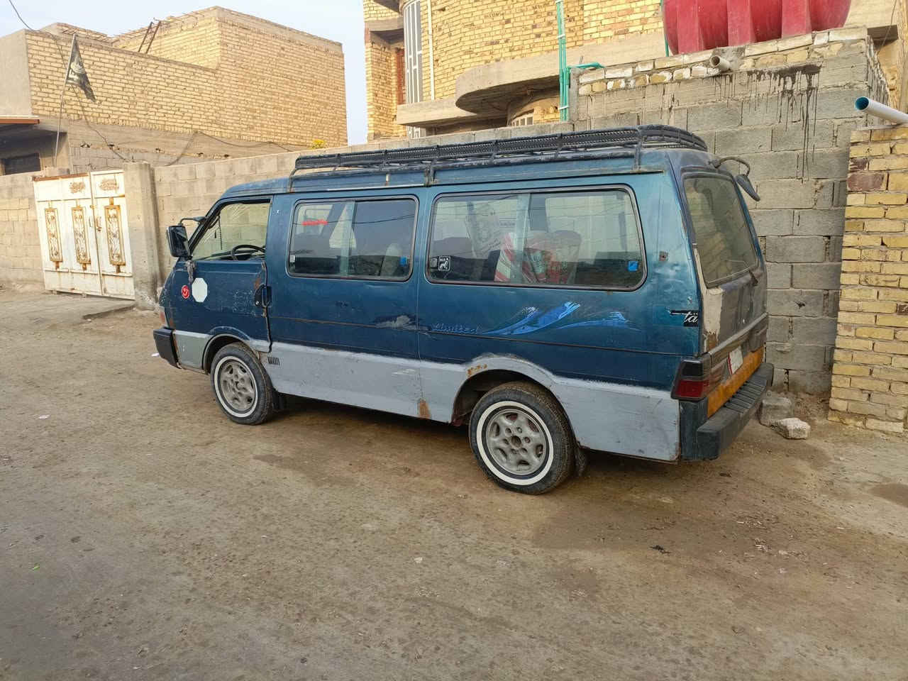 سلام عليكم كيا بستا البيع موديل 1995كير ومكينه بل جيس جهازه كهربايات كله شغاله سنويه صاقطه سياره بيه وكله عامه اكعدك يم مالكه شرعي سعر 28وبيه مجال رقمي ***********
