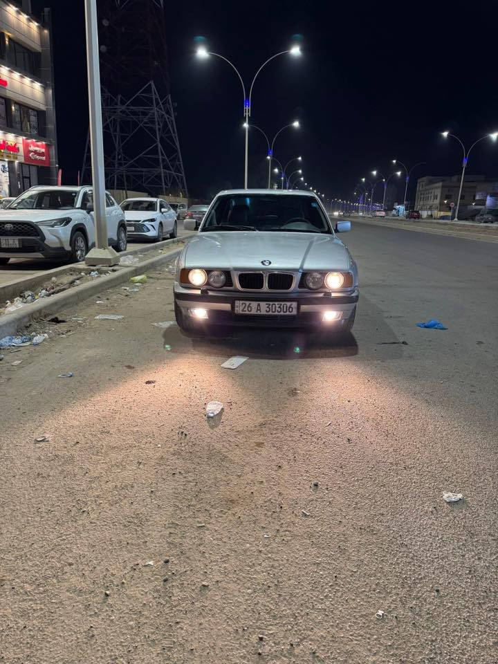 للبيع بيم 525 جديده وضع شركه السعر 55ورقه بيه مجال الطيبين ***********
