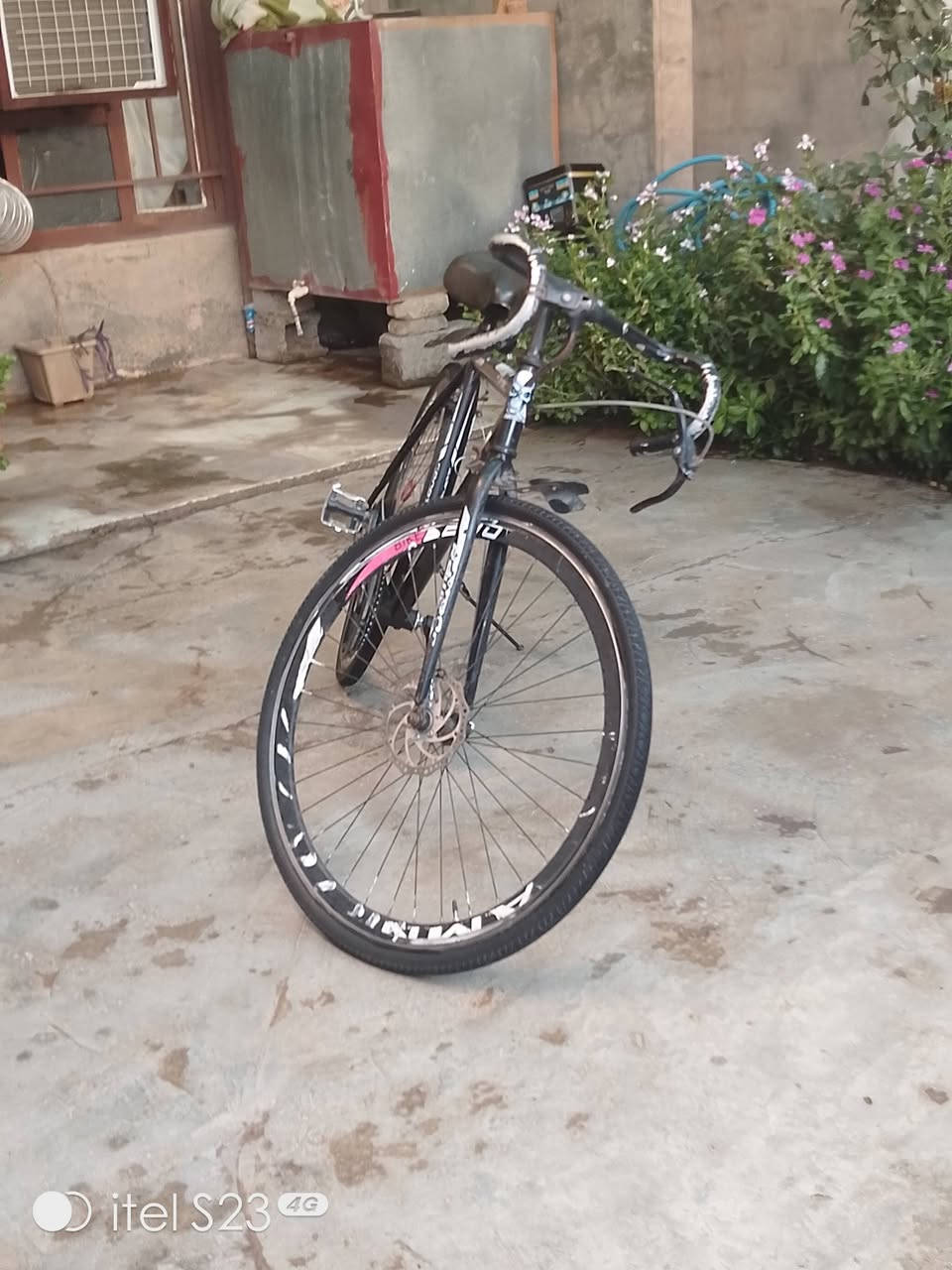 السلام عليكم  باسكل للبيع السعر 40


**إذا كنت صاحب هذا الإعلان وتريد حذفه لأي سبب، رجاءا أرسل رسالة إلى الدعم الفني**