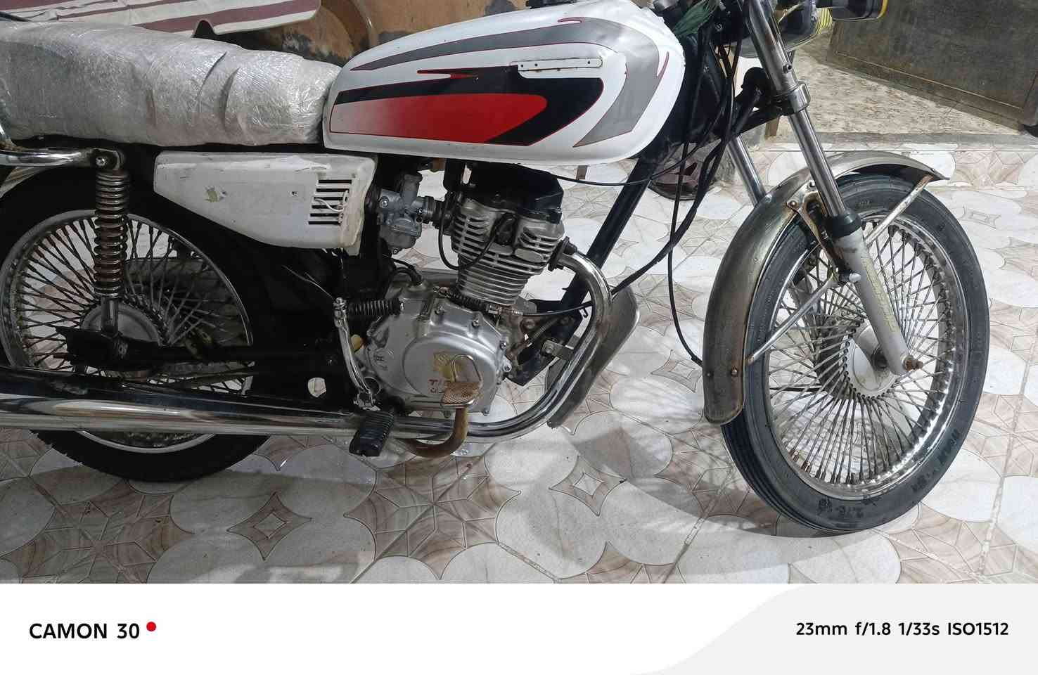 سلام عليكم درجة تايكر وراق موديل 20 كامله مكمله + كهربيات شاير شغلات دشبول نشرات شغلات +مكينه نضيفة مابيه اي شي عل فحص على اخر حبايه طلع وين ماتريد درجة مال جناي نضرته حلوه +/العنوان بابل قضاء القاسم- /رقم *********** /مو شراي رجاهن لا يتعبني 👍 سعر 375 مجاله شي بسيط /
