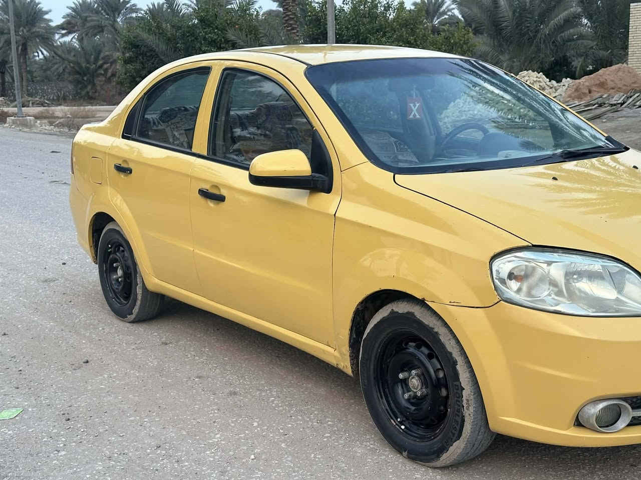 السلام عليكم 
افيو 2009 مكفوله كفاله عامه من الضربه القويه كير ومكينه كفاله حداديه جديده تخم تاير السعر 52 وبيه مجال 
اتصال ***********
