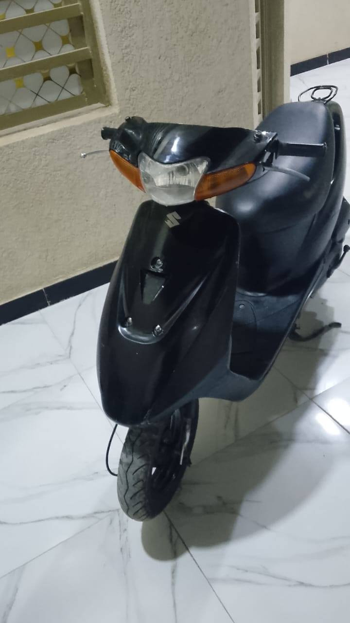 سلام عليكم دراجه سوزوكي ما فتوحه جديده دراجه نضافه فوال350 السعر  الرقم واتساب وخاص مو جود ***********
