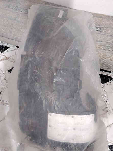 السلام عليكم زوج ماصدات كيا كادنزه خليجي موديل 18مع كفر بلوجكتر و بطانه جاملغ جهة اليمين للاستفسار الاتصال على الرقم *********** او *********** او على الواتساب
