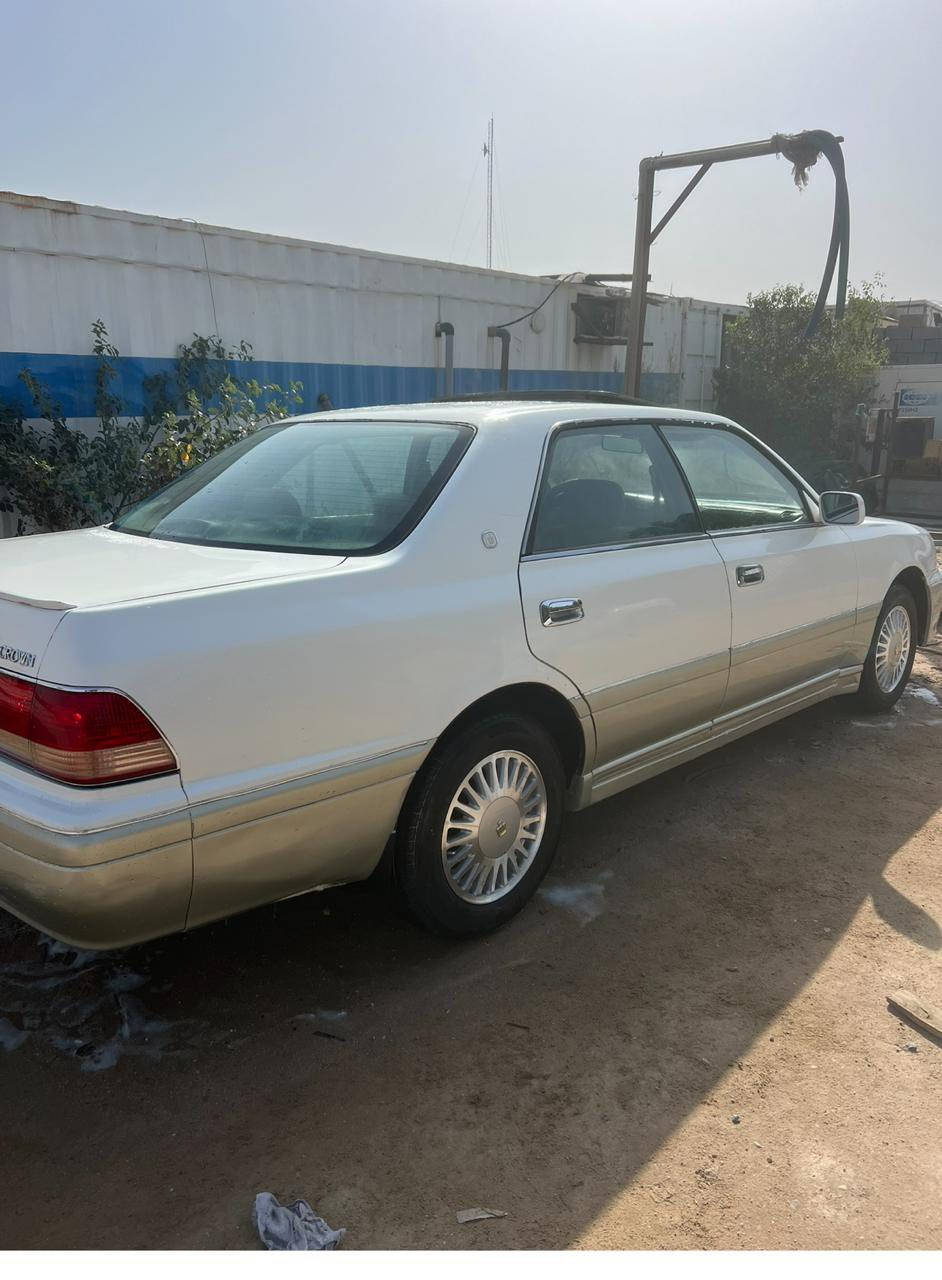 راس ثور لبيع سيارة جديدة وحلوه مكينه وكير توني شادهن تخم تاير رقم دولي بسمي *********** مكانه بصره لزبير
