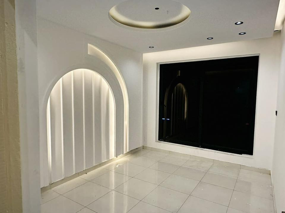 السلام عليكم احبتي
يوجد دار للأيجـار 70 متر 7*10
يحتوي على غرف نوم عدد 2 وحمامات عدد 3
العنوان البلديات تقاطع الكهرباء
للأستفسار اكثر مع صاحب العقار
***********
