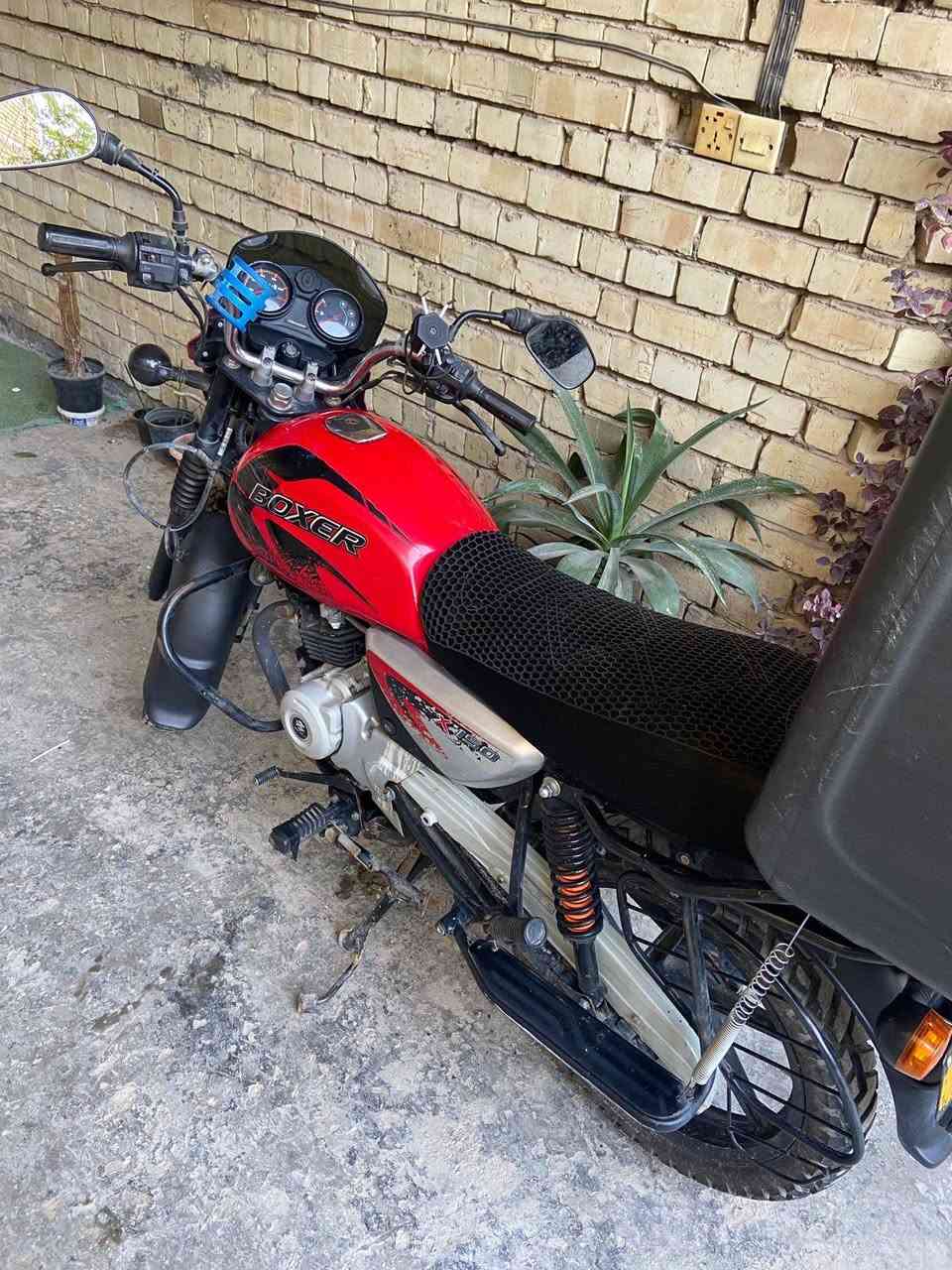 سلام عليكم
بوكسر جبلي للبيع 2023
مكفوله. كفاله. عامه برغي ما مفتوح بل محرك
عندي سنويه ما مستلم. لوحات
العنوان.بغداد البلديات
رقم:***********
