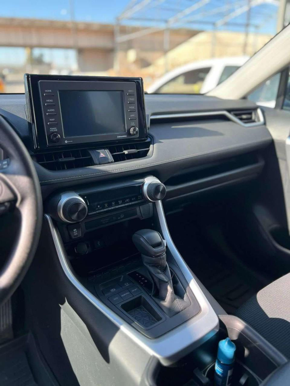 راف 4 للبيع
موديل 2022
فئة Le
وارد أمريكي
ماشية 78 ألف  
رادار 
تحديد مسار 
شاشة كاميرا 
نظام ايكو نظام سبورت  
حادث السيارة  
دعامية أمامية فقط بدون دواخل 
قطرة صبغ مابيها
مكفولة كفالة عامة
ايرباكات كلها سليمة
رقم الشاصي مرفق بالصور 
السيارة رقم سليمانية ترقيم جديد شرط التحويل
مكانها كركوك 

***********
