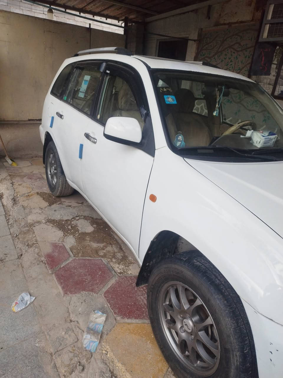 سلام عليكم 
تيگو 2011 محرك 2000 كير ميكانيكي تخم تاير جديد صدر نضيف كهربائيات نضيفة سعر 55
بسمي عنوان بغداد حي النصر
***********
