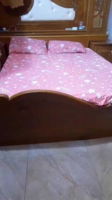غرفتين للبيع المكان كربلاء حي العامل مول الباقر للستفسار ***********
