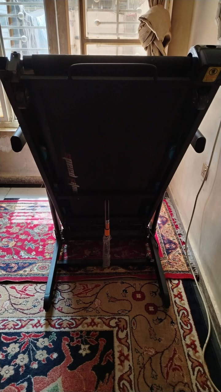 جهاز جري للبيع مستخدم قليل كامل المواصفات جبلي رايده ب٢٧٥ مجال قليل اخذته ب٤٥٠ دولار للاستفسار *********** يوجد واتساب
