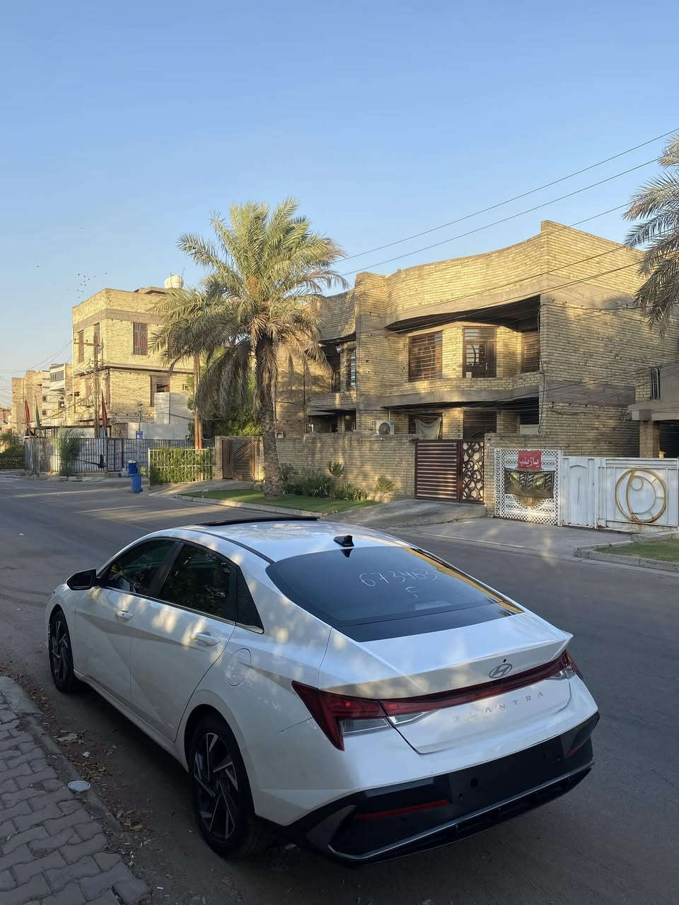 سلام عليكم ,النترا 2024

ماشية 16 الف
رقم بغداد بـ إسمي
ليبل واحد بدون تبديل 
بدون قطرة صبغ بدون ايرباك

فول مواصفات عدا الجلد
فتحة
بصمة
شاشة متصلة 
لد داخلي
اوتو هولد
تدفئة مقاعد
تبريد بيانو
رادار خلفي وامامي
هند بريك دكمة
كروس سرعة
تحديد مسار
مودات درايف 
داخل رصاصي
ويل 17

178 ورقة وبيها مجال بسيط
***********, مكاني بغداد
