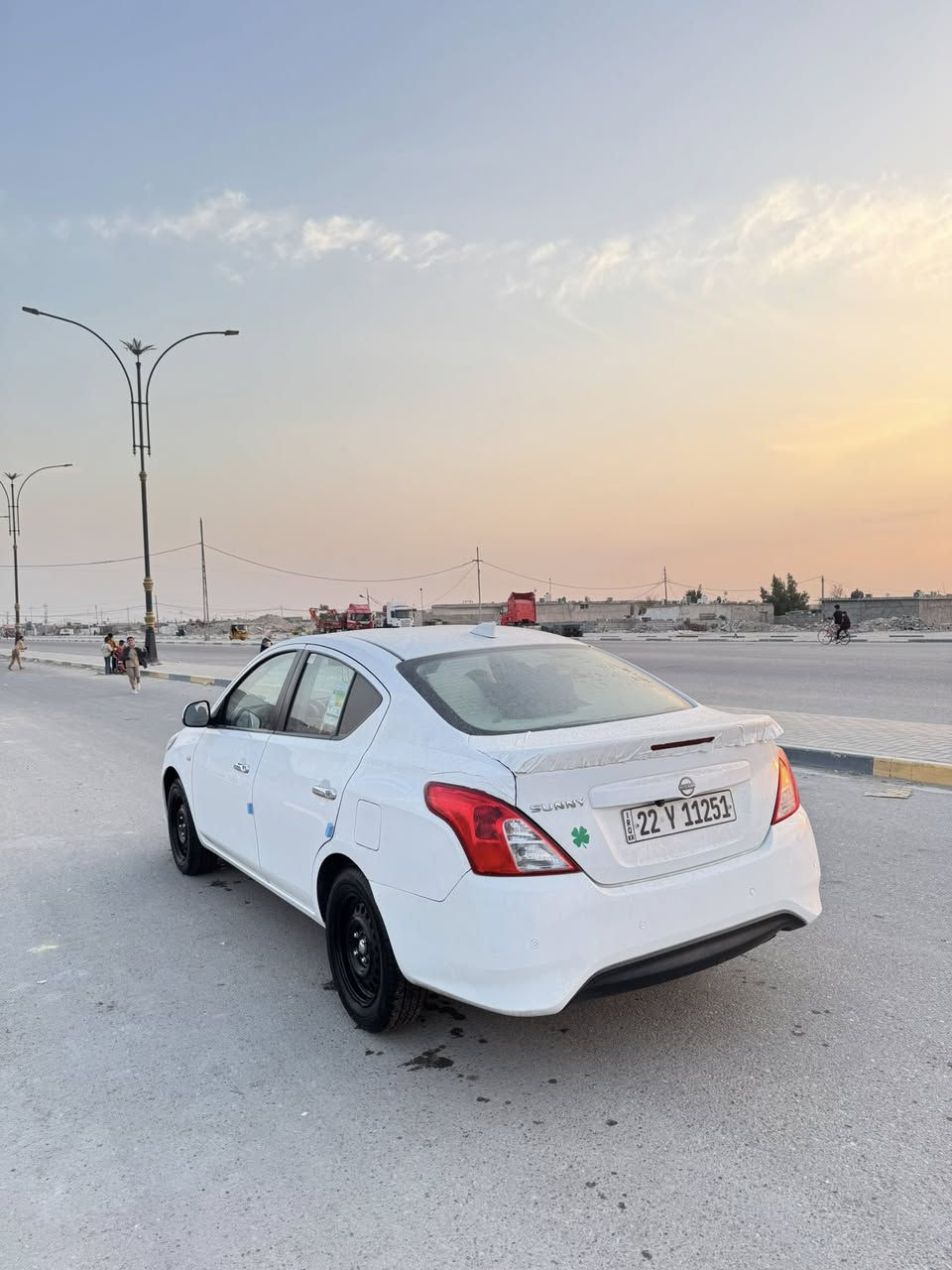 سلام عليكم ورحمة الله وبركاته شباب نيسان سني مديل 2024 هندي ام بليته زركه شباك جديد آريل انفكتر سياره ماشيه 34 الف سياره جديده معنى كلمه فول موصفات بيه جاملغ بارد اثر طخه بسيطه وطرف صندوك صبغ بدون تبديل باقي مكفول علمن بدون ضربه وباقي سياره مكفوله من زلغ سعر 118 بيه مجال  قليل الطيبين العنوان بصره الاستفسار الاتصال على هاذ رقم ***********
