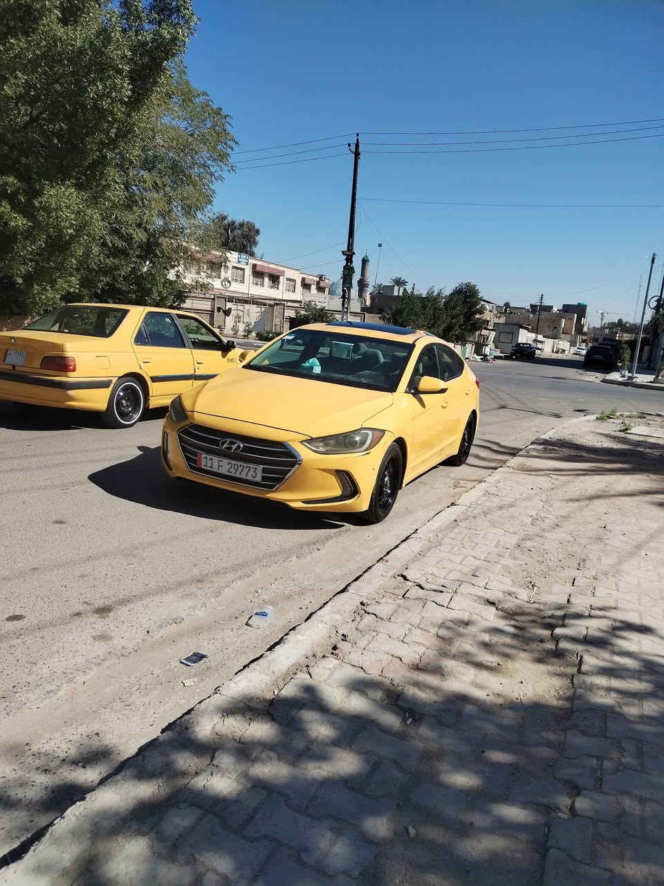 السلام عليكم الانترا موديل 2018 وارد امريكي حادث بنيد نفس راجع  وجاملق تبديل اصلي نفس لون  شرط بدون  كفاله شواصي و لغود 
مكينه وگير وتخم تاير وصدر خير من الله
منضومت غاز بيه كامله  
فول مواصفات واحد ع واحد 
سنويه بسمي مصفر من كلشي 
سعر 122وبيه مجال 
مكان بغداد سيديه 
***********
