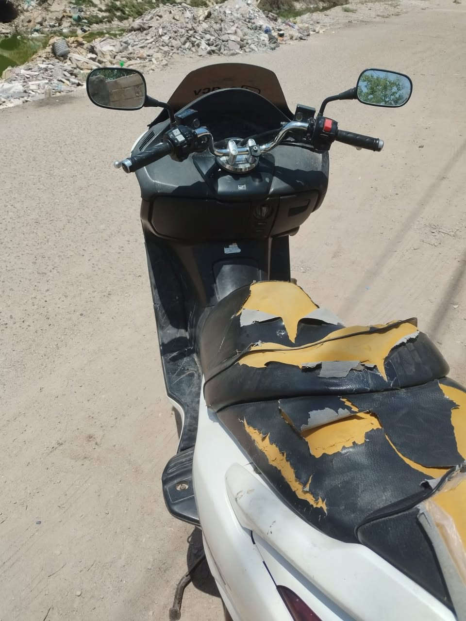 فورزه صفر ٨ السعر ٨٥٠ الدراجه مفوله محركها ياكل الشارع اكل بس صار فتره تاركها بسبب ضرره كهربائيات كلها شغاله نكره سلف واتساب فقط***********
