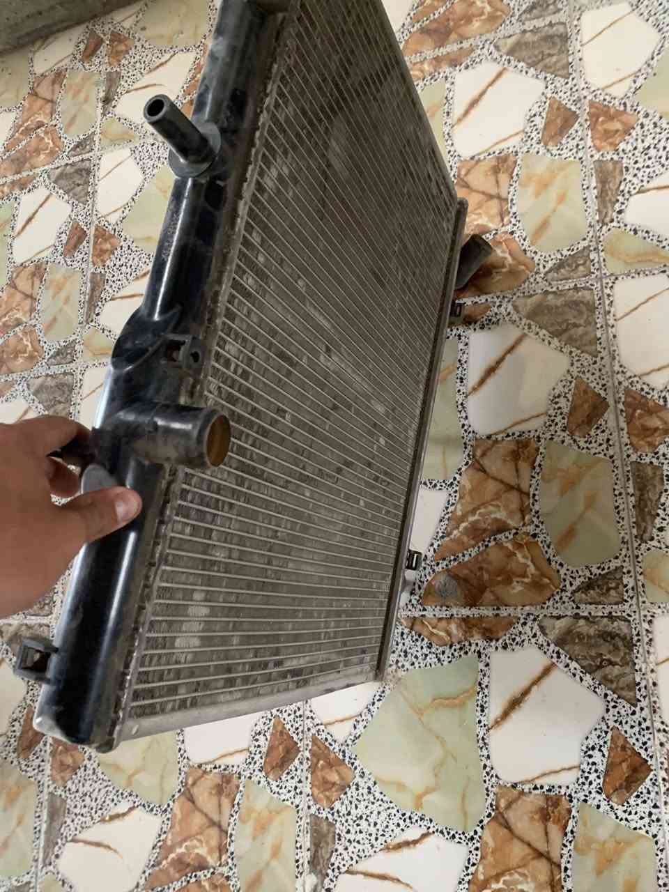 غراض ستانه
راديتر مي جديده 

بطانه باب ستانه 

دوسه مال جنطه 
***********
