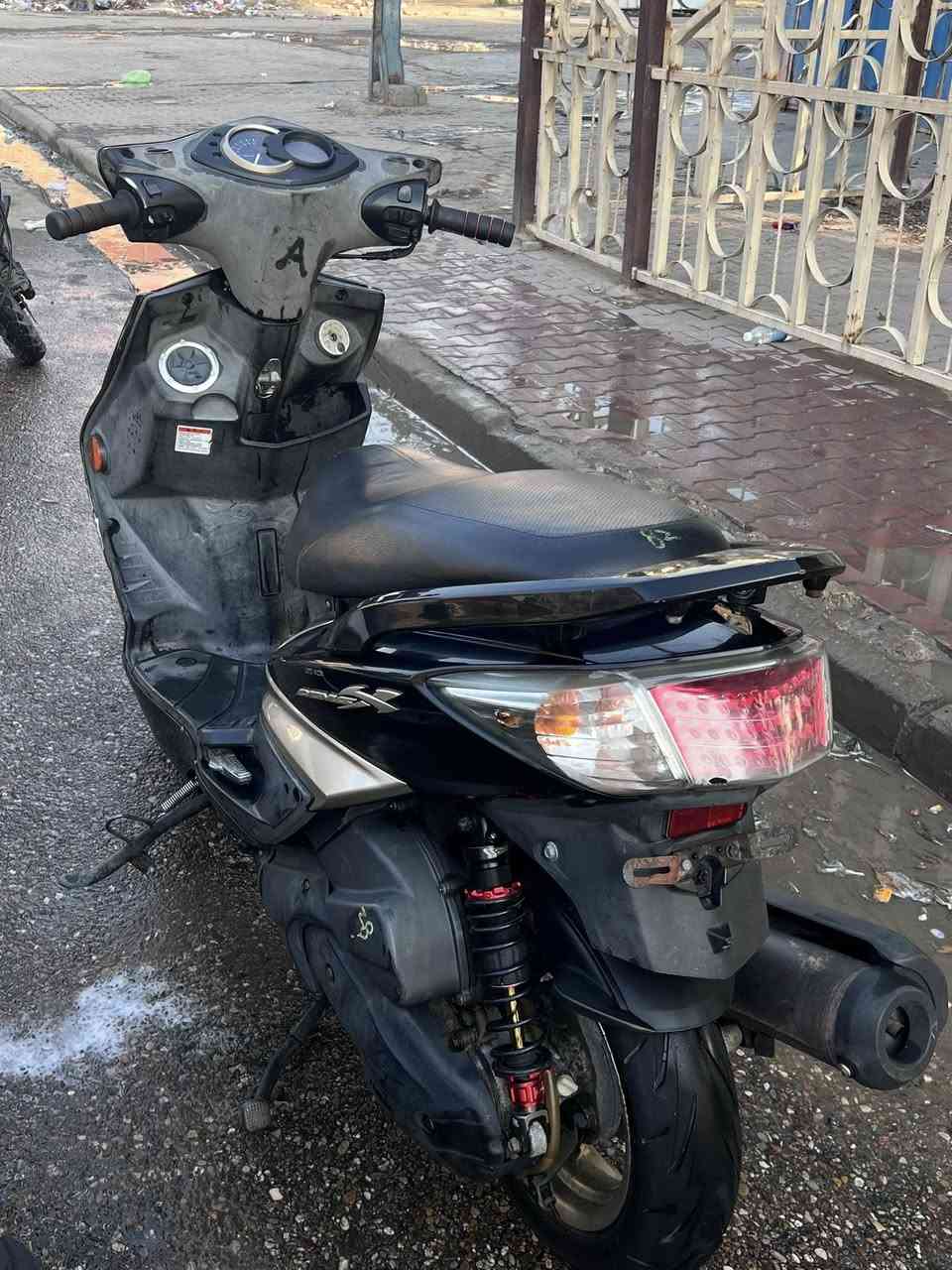 سلام عليكم
دراجه سكنس فحل كوري للبيع
دراجه نضيفه صارلها شهر نازله من الرمبه نوزل طلاعات
كفراتها بلادي مختمه مكينه مامفتوح برغي بيها كفاله عامه
قبق فلاوين اصلي رياضي وصدر خلفي اصلي رياضي لونين تحكم كلج امامي رياضي بلادي ضربته بس جاملغ امامي ويرجع القطع مالته موجوده ماشيه ١٦ الف
سعر بميلون و٢٠٠ وبيها مجال
مكاني بغداد الشعب رقمي ***********
