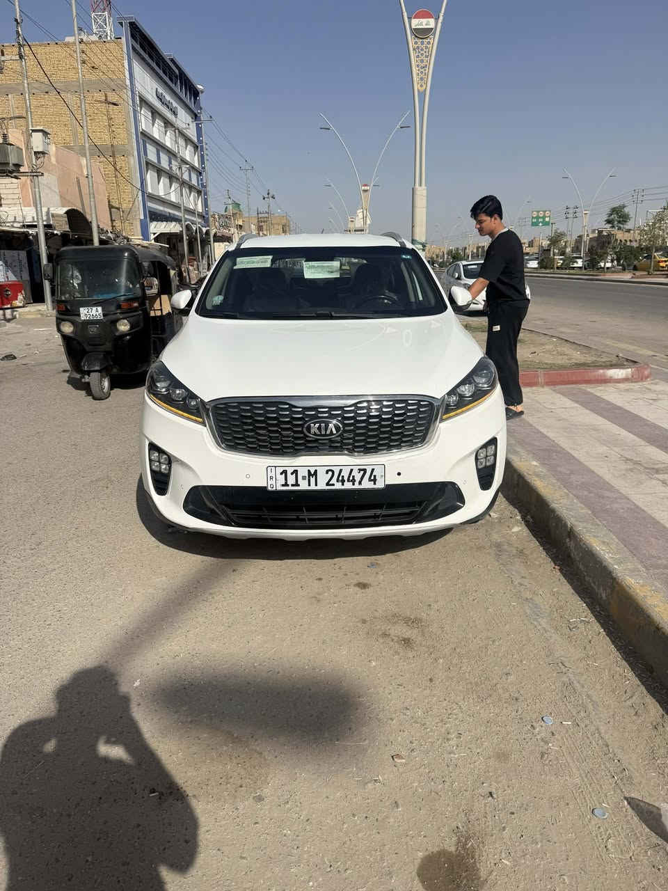 سورنتو 2018 محرك 6 سلندر
تبريد تلث قطع 
كفاله عامه
فول عدا البانوراما 
ويل كب كروم 
لايت زينون عدسات 
7 راكب كشنات جلد 
تبريد 3 قطع 
سعر :245
هاتف/***********
