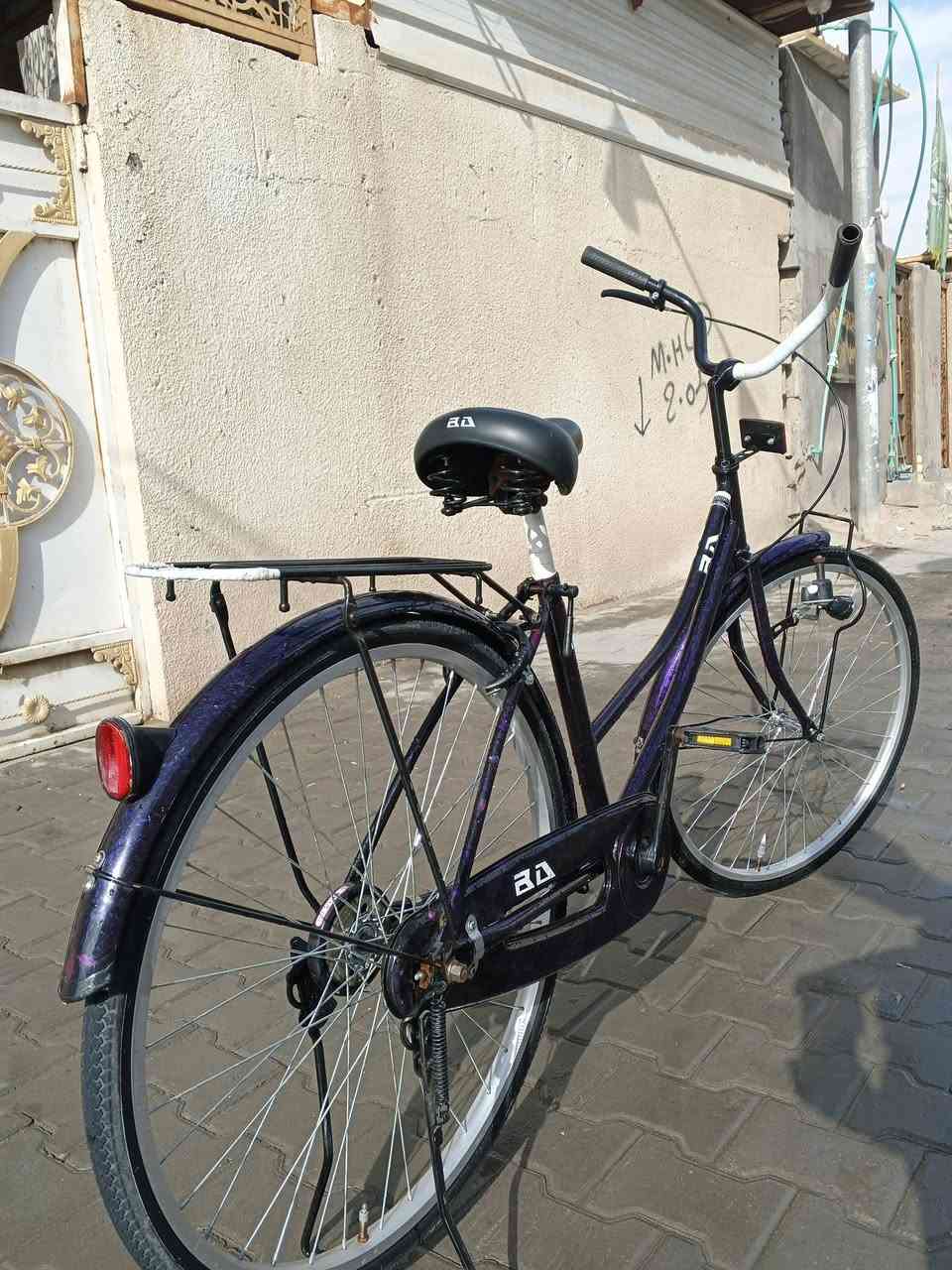 الهم صلي على محمد وآل محمد 
سلام عليكم بايسكل حجم 26
نضيف مكفول كفاله عمي 
لونين مميز شركه BD
موديل 22ياباني حاويه 
سعرة 115وبي مجال حك الجيه
عنوان بصرة كزيزه الاستفسار 👇🏻
*********** المو شراي لا يراسل
