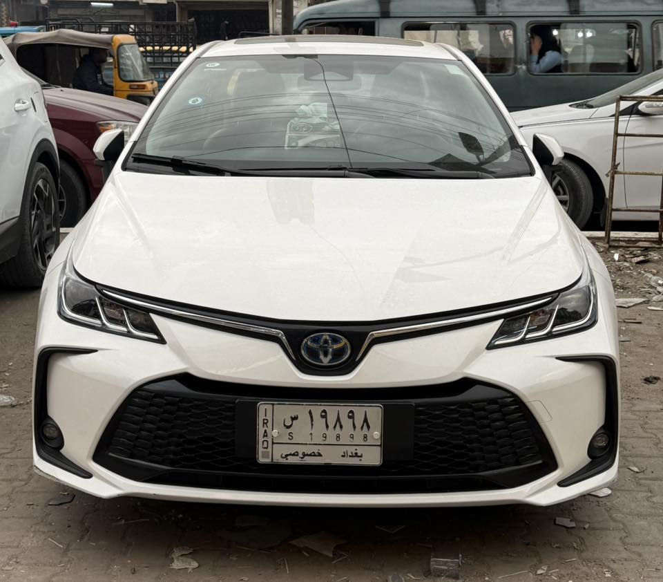 سلام عليكم.كورلا 2023 بأسمي ماشيه 18 الف سياره حلوه مواصفاته معروفه واي استفسار اني حاضر  سعر 140 ***********
