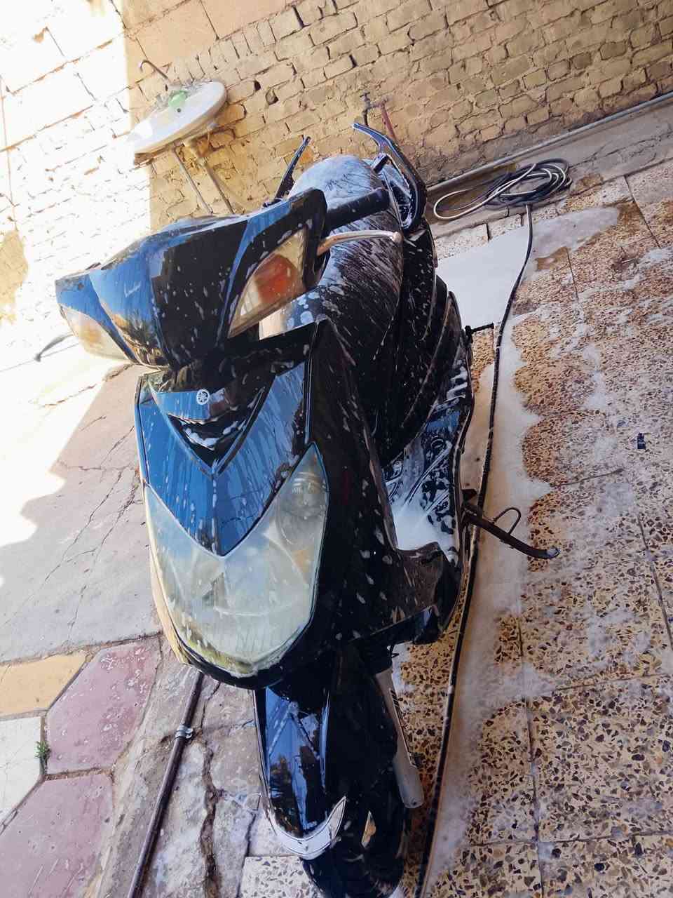 سلام عليكم سكنس فحل نوزل خطين
دراجه نشطة شلعه ومعدل طيارة الله وكيلك نكرة سلف وهندر بكل وكت وين ماجان ترايك وجيب وياك الفيتر الي يعجبك دراجتي ازامط بيهة بانزين فقط محسن امانه الله والدهن امزويل كلش مداريهة نقوصات بصيطة كلش اشارة يمنه وسكن يمنه ودسك بريك امامي غير ذني ماراح تلكة نقص مكاني الزعفرانية 
الهاتف: ***********
السعر 600
