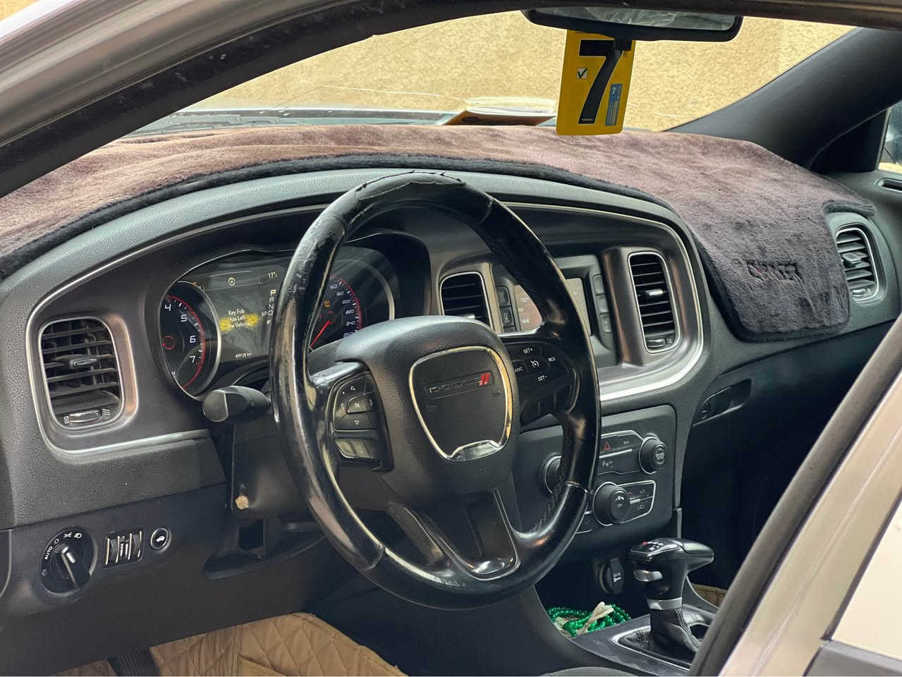 جارجر 2016 مسجله 2022 رقم بصرة تحويل وارد أمريكي بيها جاملق وبنيد مكينه 3600 
السياره جديده استخدام شخصي جاهزه من كلشي كير مكينه حداده تبريد كله مكفول السعر 143 
مكاني البصرة *********** Singapore
