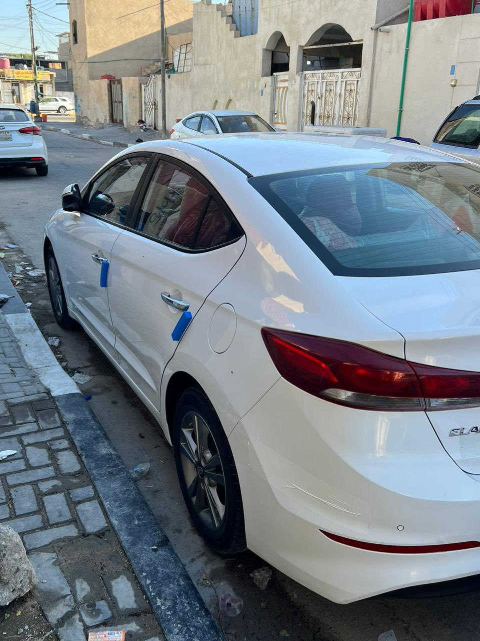 السلام عليكم النترا 2018 اربيل خليجي نص فول سنويه منتهيه  بيهه باب بارد قليل والباقي كفاله مكينه 1600 جاهزه كير ومكينه وتبريد وتخم تاير  لاستفسار ***********  المكان البصره المعقل  السعر 140 وبيه مجال  ملاحظه مكلف بنشر
