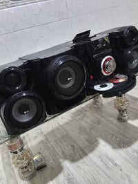 سيستم جي • ٣ أقراص • عدسة تحتاج تنظيف