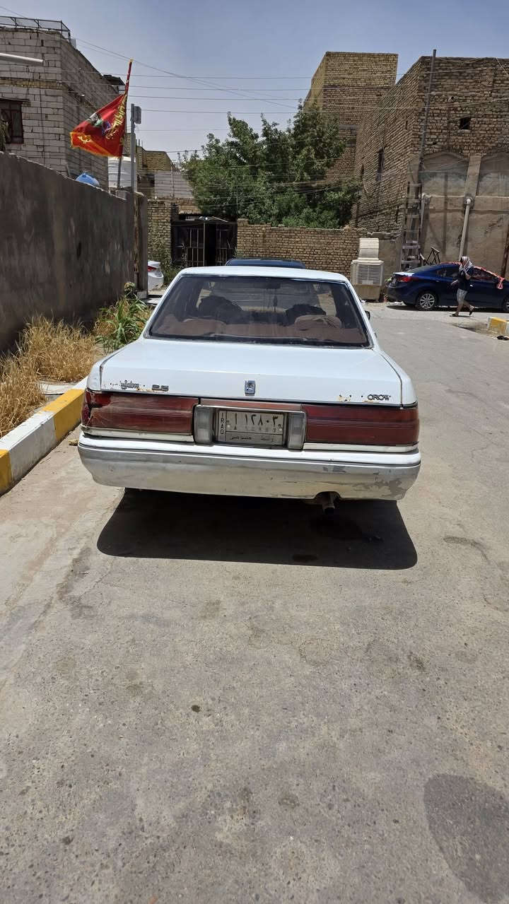 السلام عليكم أخواني
سيارة  سيدان للبيع محرك وگير مكفولات وتبريد شغال وحداديه قبل فتره مجدده  ومكفوله هم من العيب الشرعي والأوراق السعر ٣٨ وبيه مجال غير متواجد على الفيس رقم صاحب السياره..***********
