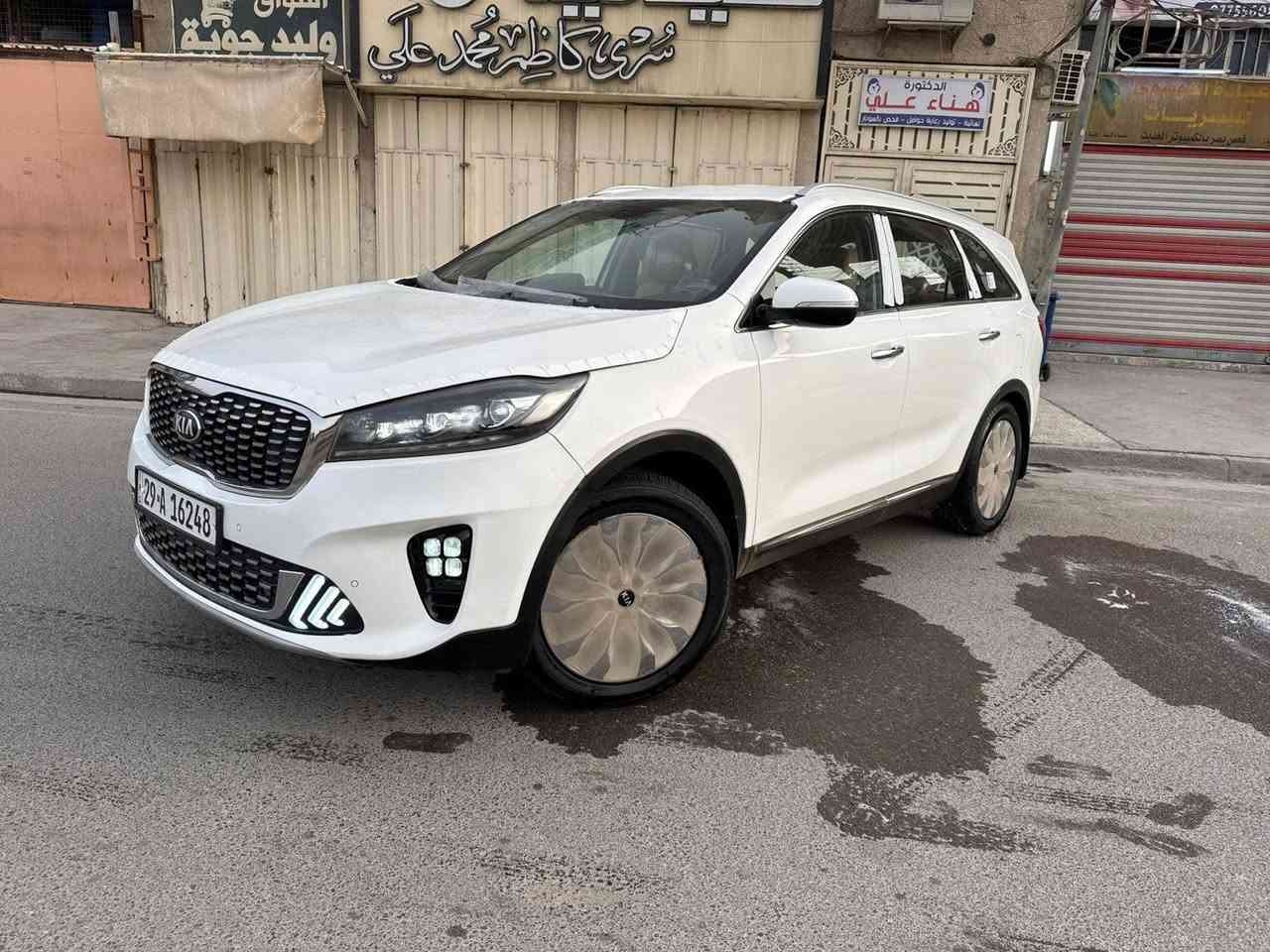 سورنتو وارد خليجي موديل 2019 شكل 20 مكفوله من الصبغ والضربه  رقم واسط دولي بسمي مواصفات بصمه تشغيل وبصمه ابواب شاشه كامرا امامي وخلفي حساسات امامي وخلفي 7 راكب 3 قطع تبريد مري شفط اشاير بالمري داخل بيجي تحكم ستيرن ويل كب كروم يدات نيكل محرك 6  سلندر محرك وگير مكفولات السعر 243 مكاني بغداد ***********
