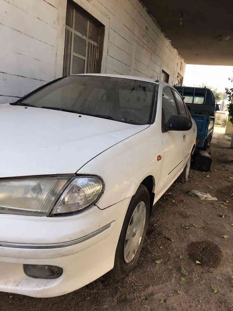 السلام عليكم  نيسان سني ٢٠٠٢ الون أبيض محرك اسود كير عادي بدون صبغ بيه بارد بين باب سايق فقط مال مزاد بسمي سعر ٦٥ ورقه 
***********
***********
