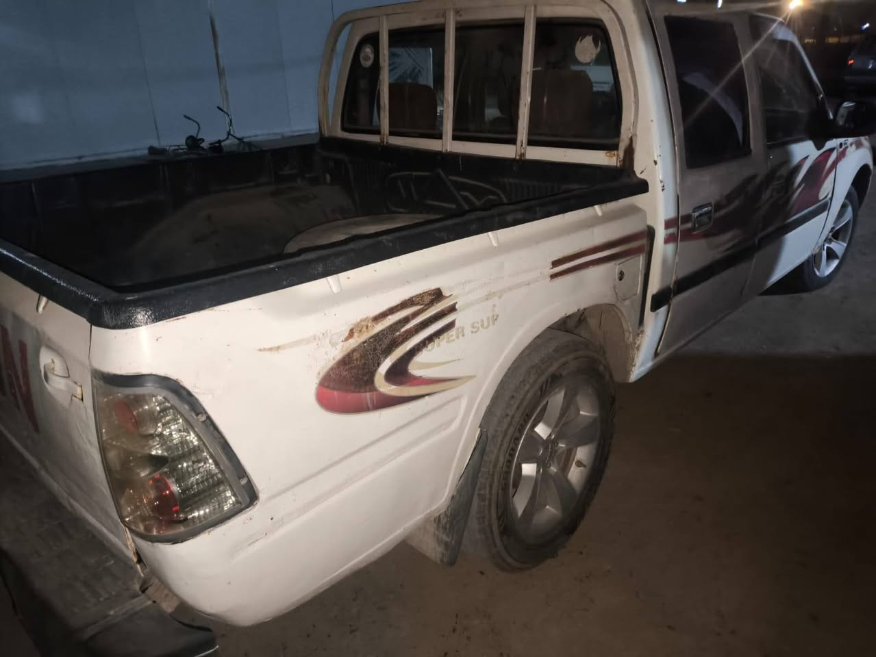 بيكم فتون 2011 رقم بغداد سنويه ل ٢٩ كير عادي  كير ومحرك مكفولات كهربائيات كلها شغاله  شرط التحويل 
للبيع او مراوس  بخصوصي سعر ٤٠ وبيها مجال لطيبين 
للاستفسار يرجى الاتصال ب 
***********
***********
او وتساب بغداد, العراق
