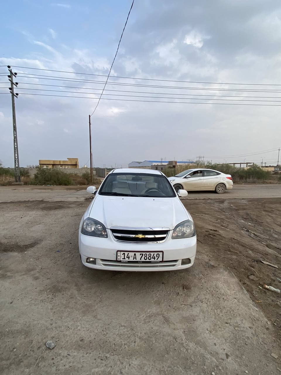 السلام عليكم اوبترا ٢٠١١للبيع 
بدون ظربه وبدون تبديل بيها فقط صبغ بالباب الخلفي الأيمن جاهزه مكينه وكير وحداديه كهربائيات دواخل نظيفه بأسمي سنويه ٢٧ مكلف بالنشر وهذا رقم راعيها *********** مكاني ناصريه مركز  السعر ٧٢
