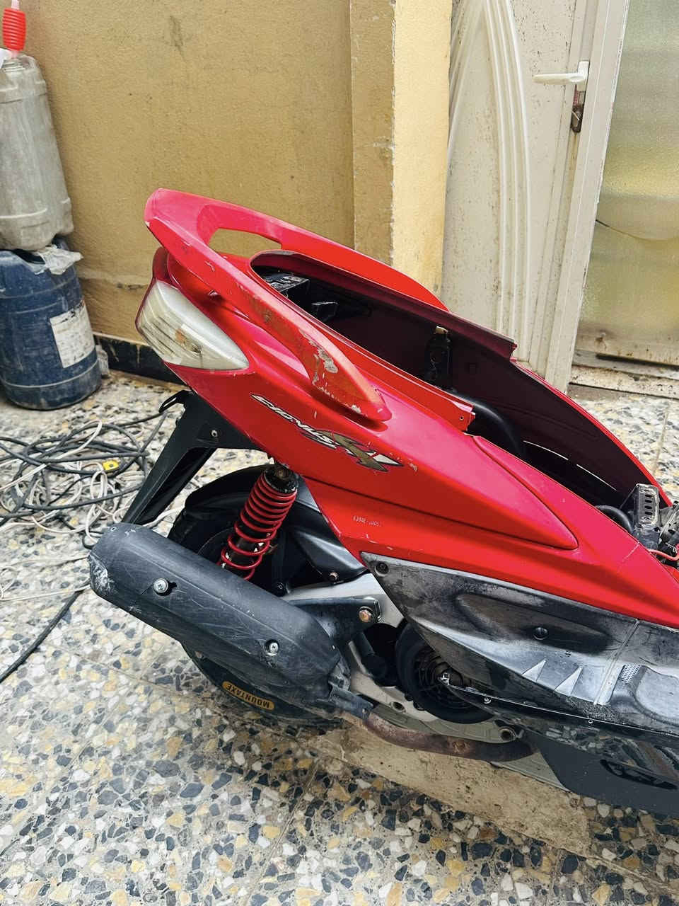 السلام عليكم سكنس فحل كوري
الدراجه شغاله كهربائيات من التاير للتاير دراجه خرسه
(وكاله وكاله وكاله)كلجات رياضي تفصيخ حاويه تفطر الكاع بلمشي بالشلعه ولمعدل 
تعال وجيب وياك ١٠٠٠فيتر يفحص ماناقصها برغي بس ستان تعليك طاك الدشبول شغال تخم تاير لايت زنون يعمي داخل رصاصي مميز كشر ختم واحد المكان الشعب السريدات السعر650وبيها مجال بسيط الرقم ‭ ***********
