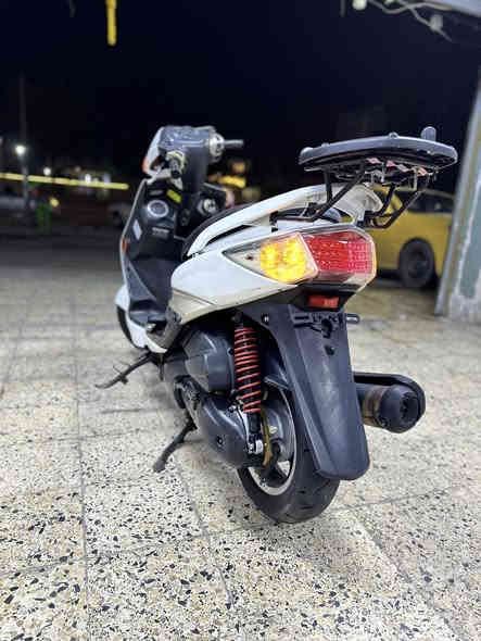 سلام عليكم فحل نوزل طلاعات كفاله عامه من كلشي ماشيه 34 الف بيها ويل نجمه وتايرات جلاتين بالجيس معروضه بواحد وربع 1250 ااف مكاني البياع للاتصال ***********
