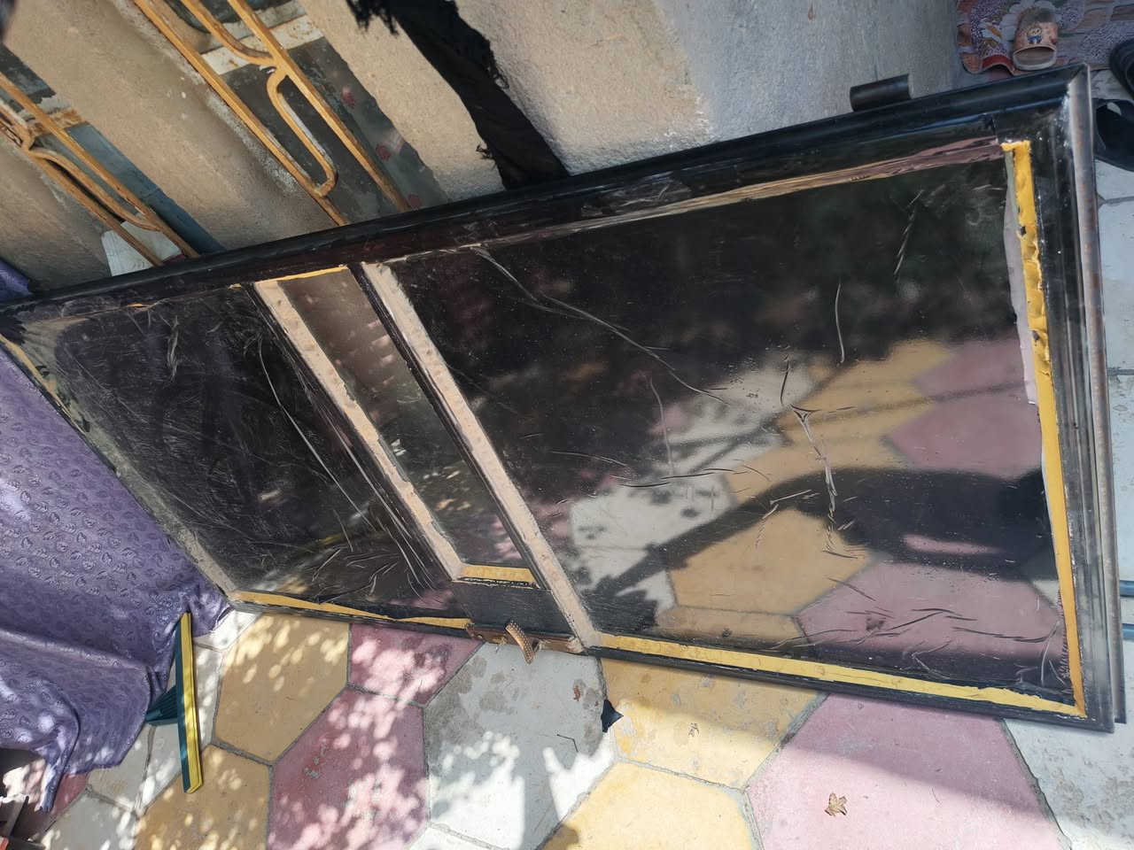 جام خانه البيع العرض 3 متر الطول 2ونص  سعر مناسب رقم ***********
