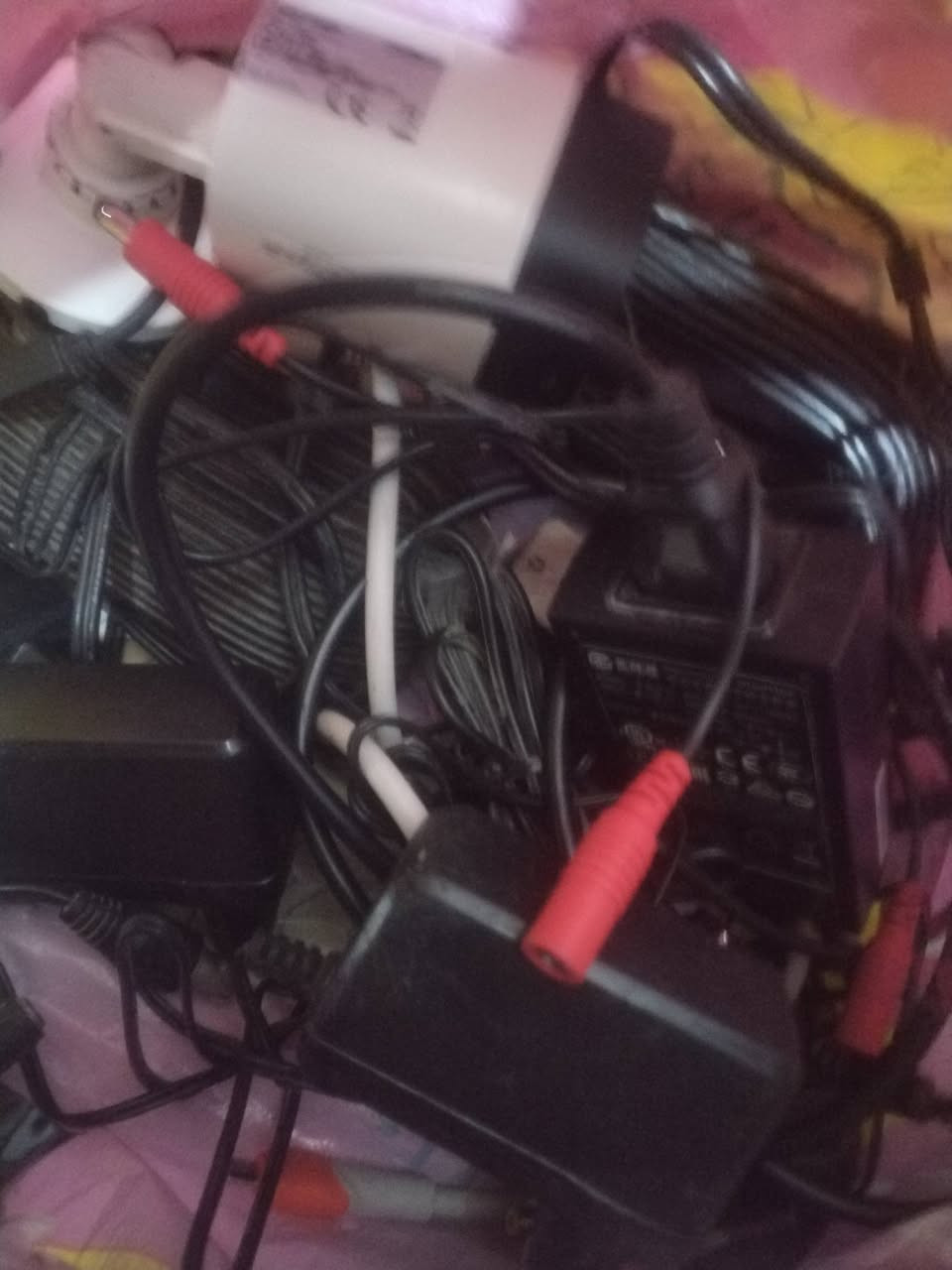 كامرات alhua العدد 2 مع جميع اغراضهن كلش زينات وقويات ومستعمله قليل الوحده بـ100 يعني 2 200 وماابيع بس وحده ثنينهن سويه والي يشتري يراسل الي مايريد رجاءً لايراسل
هذا رقم فقط واتساب ***********
