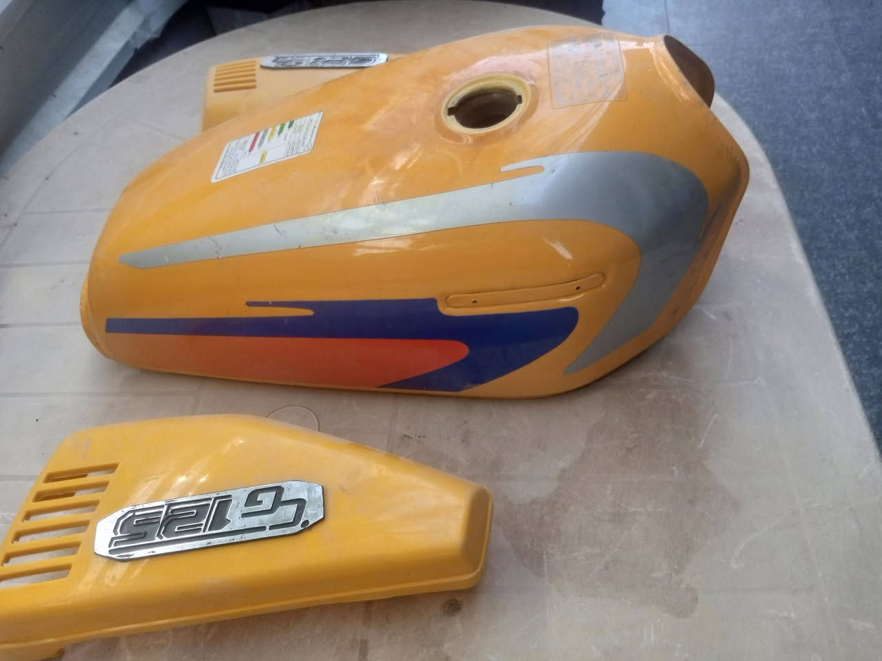 تانكي دراجه البيع أو مراوس بصندوق دراجه عنده ينزل هنا دخلك خاص


**إذا كنت صاحب هذا الإعلان وتريد حذفه لأي سبب، رجاءا أرسل رسالة إلى الدعم الفني**