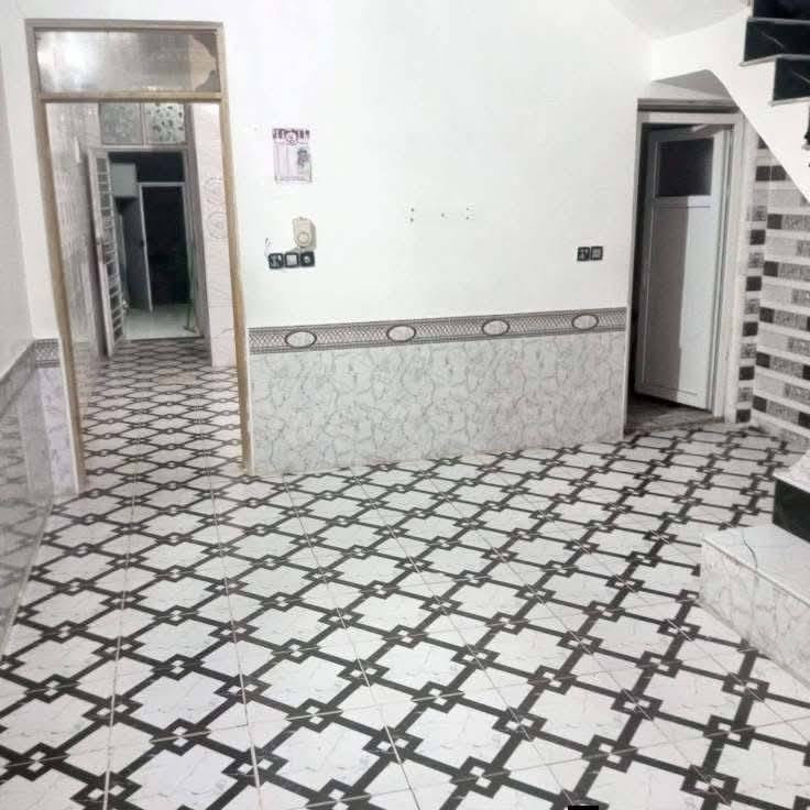 بيت 🏠 للايجار 100م 
السعر 250 

الموقع 📌 حي النداء قرب مجمع الاميرات

يحتوي غرف واستقبال و مطبخ و صاله وصحيات


**إذا كنت صاحب هذا الإعلان وتريد حذفه لأي سبب، رجاءا أرسل رسالة إلى الدعم الفني**