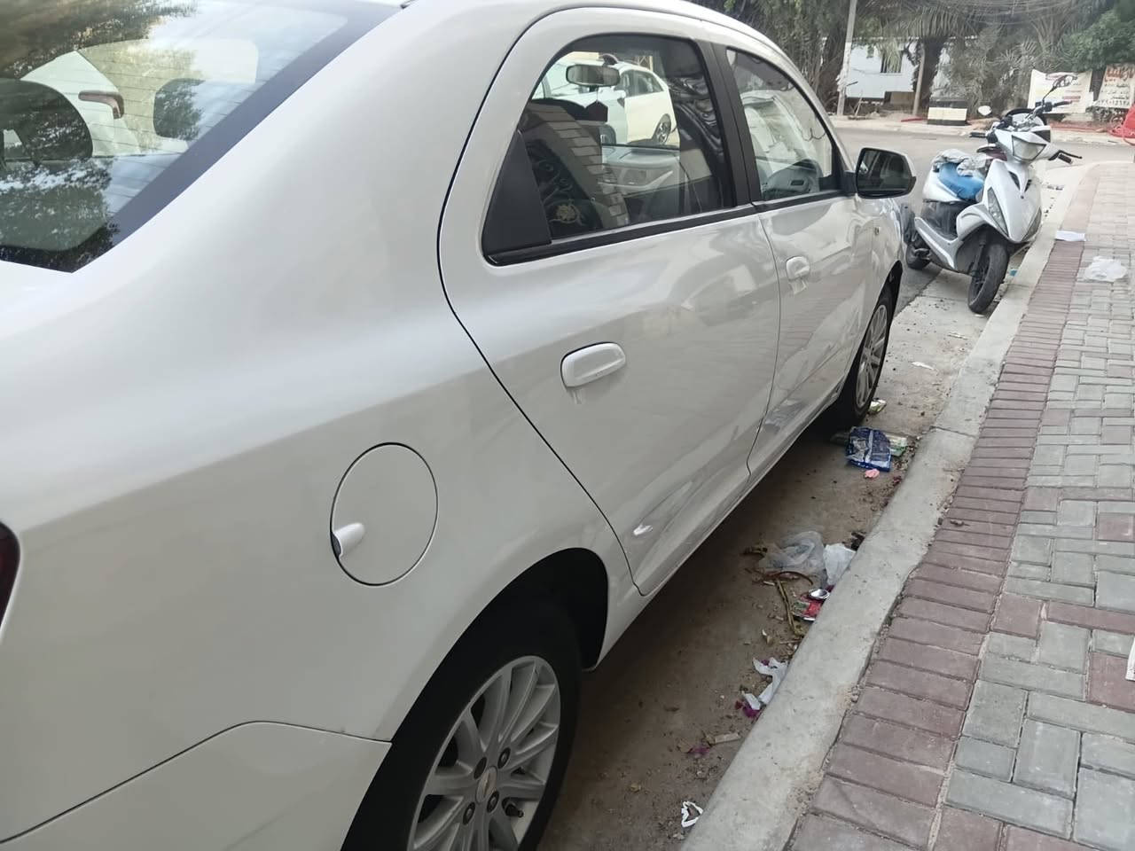 سلام عليكم
شوفر ليت كوبلت 

مديل 18خليجي ماشيه 60 سياره سبير منازل كفاله كير محرك صدر علبلاد ممفتوح ولا برغي كفاله عامه من تبديل وصبغ فقط صبغ اركان الدعاميات وبارد اربع اصابع في الجاملغ الامامي 

السعر 88 ورقه العنوان الكاظمية 

0777 747 0732

