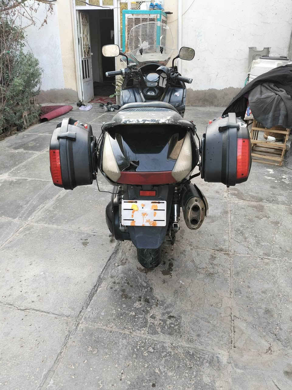 سلام عليكم شباب سلفر للبيع مكينة 400 دراجة بيهة شغالة شلع كهربايات شغالة نكرة دراجة بيهة تبخير فقط مكفولة من بكن نضوح صوت ناعمة
سعرهة 1200 بيهة مجال 
مكان بغداد بلرشاد 
لشراي يتصل وبلخدمة 
***********
