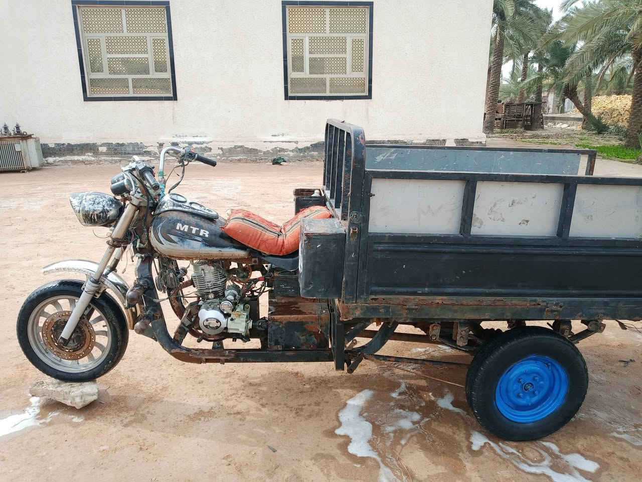 امتيار 2010كلك  مكينه ناعمه شاصي بيه تلحضات ومصلحات قليل مو هواي بدي يرفع جكات  السعر600وبيها مجال مكان السماوه السوير ***********
