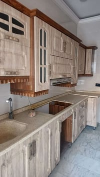 كاونتر للبيع نضيف كلش مستخدم 5 شهر سعره خاص   07714927321