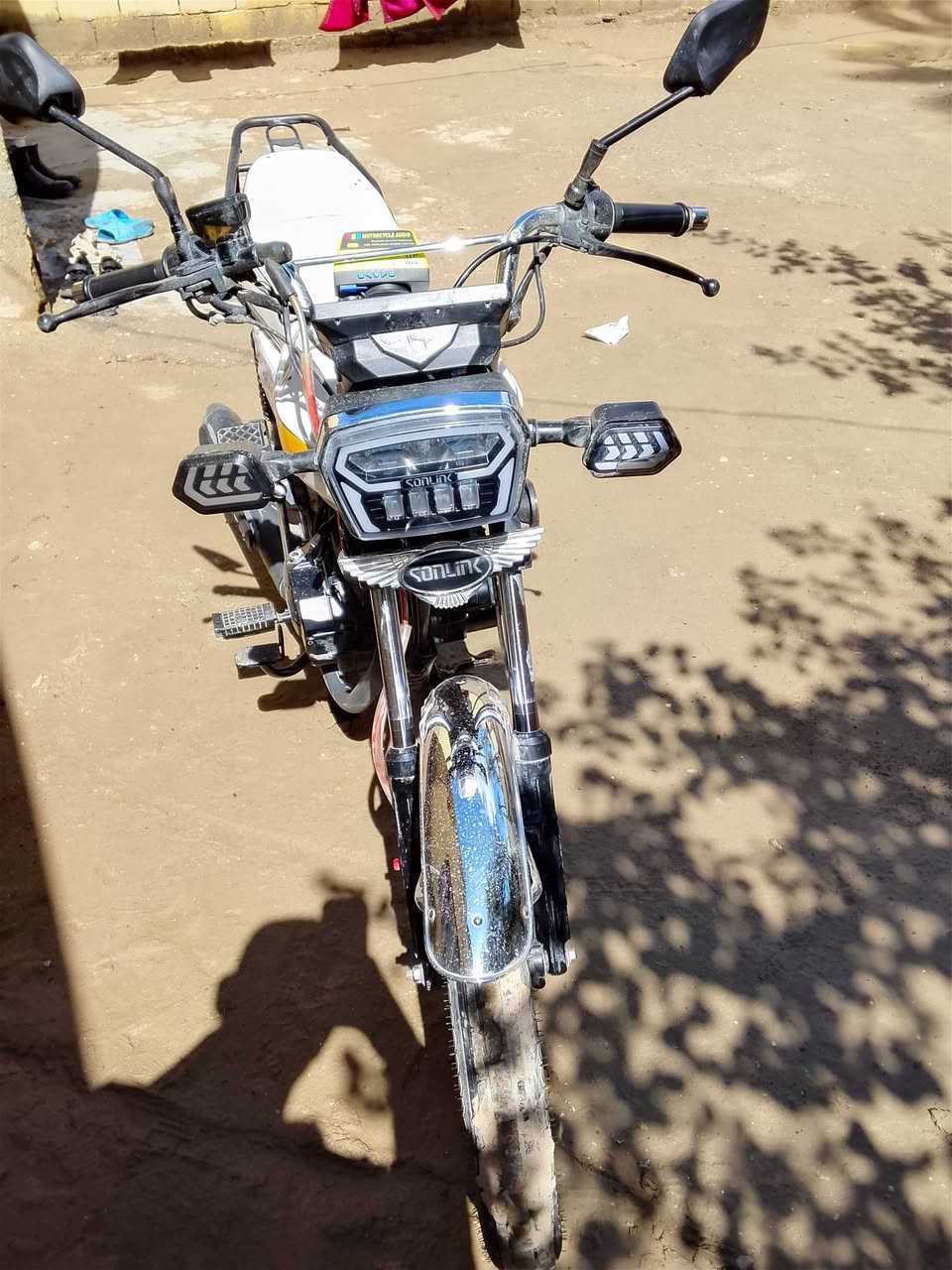 دراجه للبيع سفانه سونك موديل 2025. اوراق سكنر.   محرك 200. 
شراي يجي خاص


**إذا كنت صاحب هذا الإعلان وتريد حذفه لأي سبب، رجاءا أرسل رسالة إلى الدعم الفني**