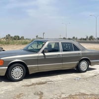 مارسيدس 300 • موديل ٨٧ • رقم بغداد