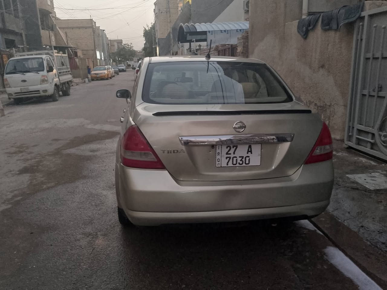 سلام عليكم نيسان تيدا موديل 2006محرك 1600كير اوتو تبريد 
صدر أمام عام جديد وخلفي جديد تخم تأيرات امامي جديد 
رقم انكليزي مميز موضح بل صوره 
هزه جديده سنويه جديده بااسمي 
مصبوغه حزام عنوان شهداء البياع سعر 72وبيه مجال
***********
