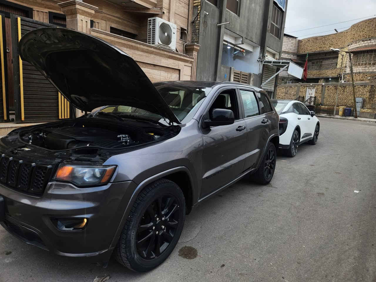 سياره جيب بلاك توب 2020
سياره جيب بلاك توب 2020
سياره حادث مبين بل صور سياره صبغ حزام 

محرك 6v 

3600

سياره موصفات 

اوتو بارك 

كشنات اماميه تحكم كهرباء تدفئه وكذالك الاستيرين تدفئه

نظام التوقف الذكي اذا احد وراك

اوتو بارك

نظام الاسبورت 

حساسات 360

كامره خلفيه 

بنراما نص 

صندوك كهرباء 

رادار امامي

وبعد هواي 
ماشيه 130 الف 
الرقم بغداد خصوصي الجديد باسمي
السياره ما تتفوت ونظيفه اي استفسار الرقم ***********
العنوان بصره المعقل
السعر 200 ورقه وبيهه مجال
