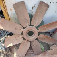 للبيع بنكة بلدوزر D9  ٠٧٧٠٠٦٩٢٠٧١